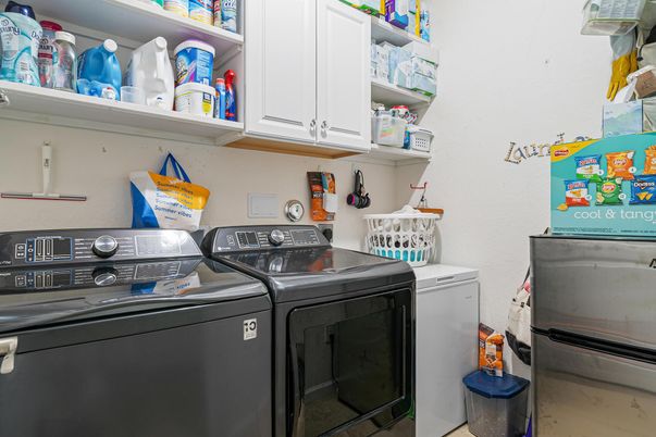 Interior, Washer