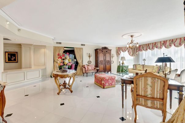 Chandelier, Interior, Living room, Recessed Lighting