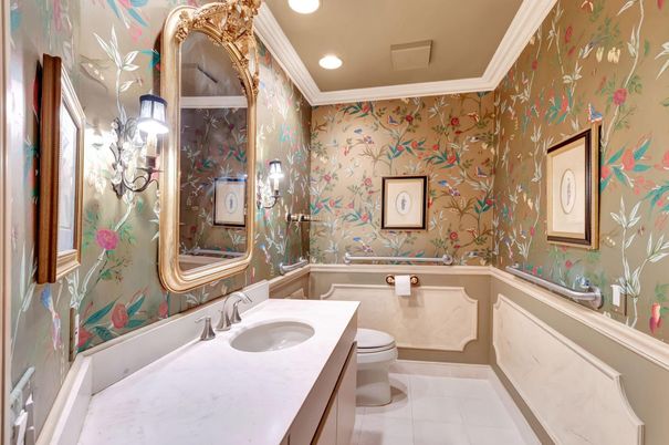 Bathroom, Interior, Recessed Lighting