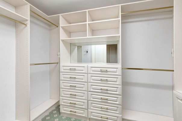 Interior, Walk-in Closets