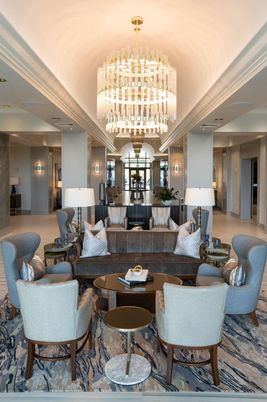 Chandelier, Dining room, Interior, Living room