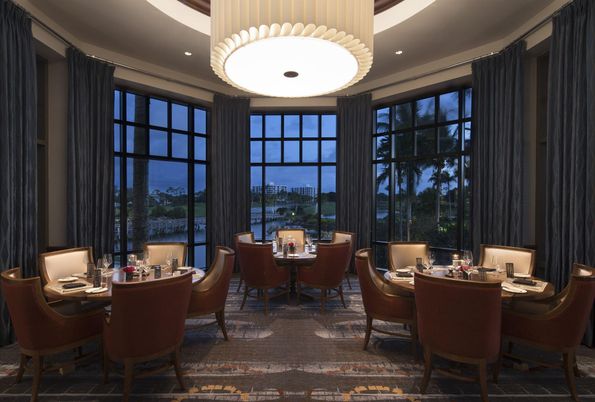 Dining room, Interior, Pendant Lights, Recessed Lighting