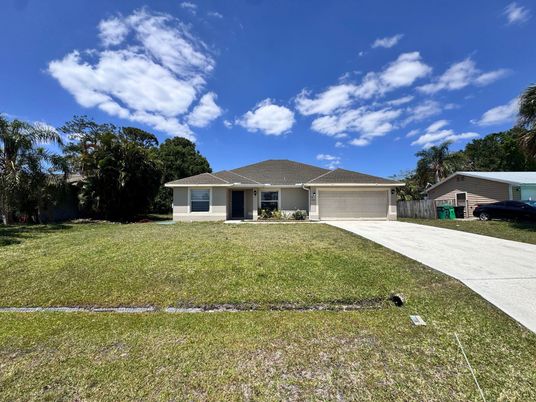 Attached, Backyard, Exterior, Facade, Ranch