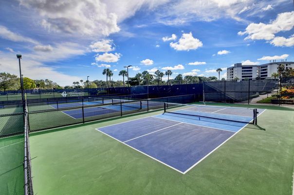 Exterior, Tennis Courts