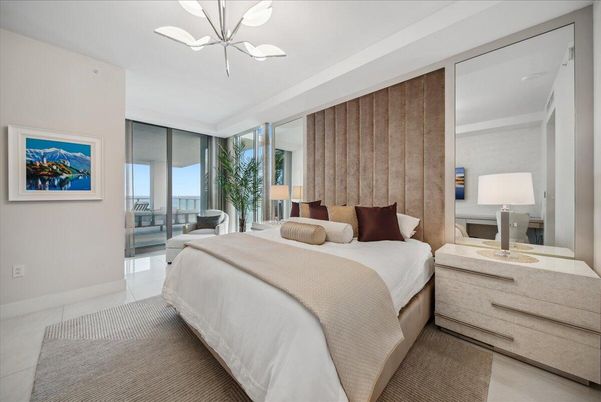 Bedroom, Interior, Pendant Lights