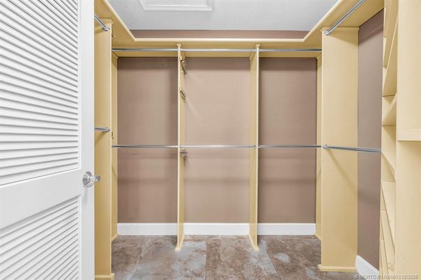 Interior, Walk-in Closets