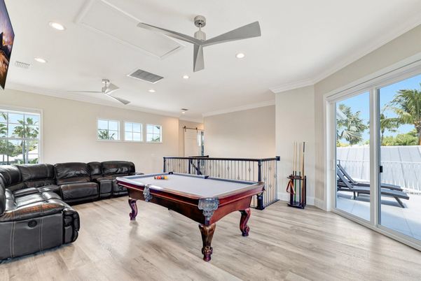 Billiard Table, Game Room, Interior, Living room, Recessed Lighting, Wood Texture Flooring
