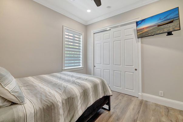 Bedroom, Interior, Recessed Lighting, Wood Texture Flooring