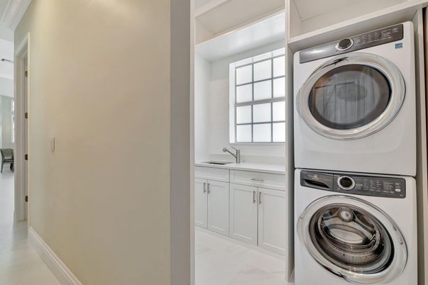 Interior, Utility Closets, Washer