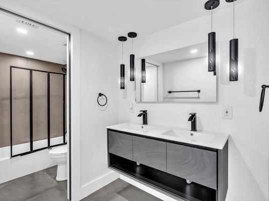 Bathroom, Dual Sink Vanities, Interior, Pendant Lights, Recessed Lighting