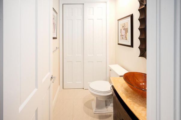 Bathroom, Interior