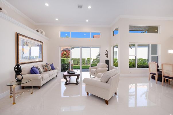 Dining room, Interior, Living room, Recessed Lighting