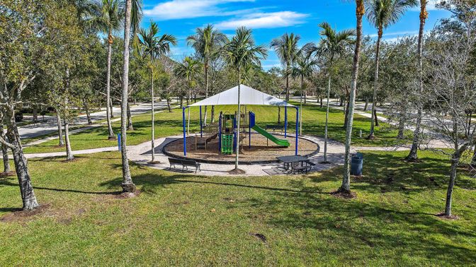 Backyard, Exterior, Playground