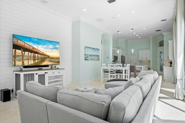 Dining room, Interior, Living room, Pendant Lights, Recessed Lighting
