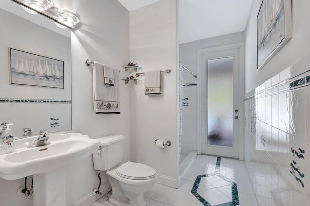 Bathroom, Interior