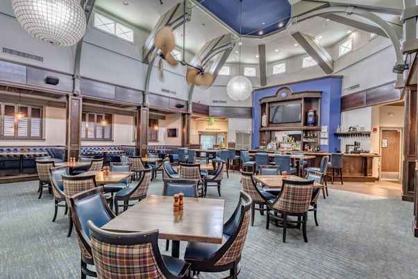 Dining room, Interior, Pendant Lights, Recessed Lighting