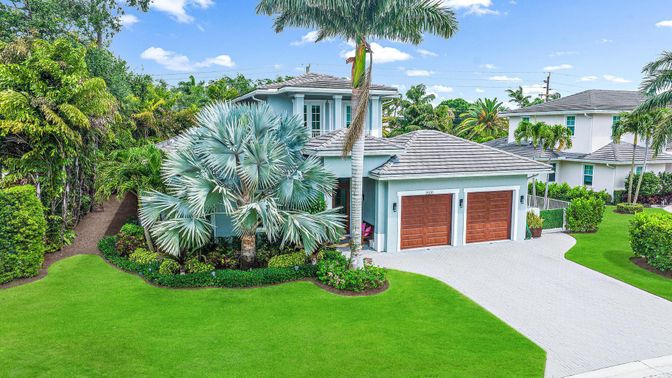 Attached, Backyard, Exterior, Facade, Mediterranean