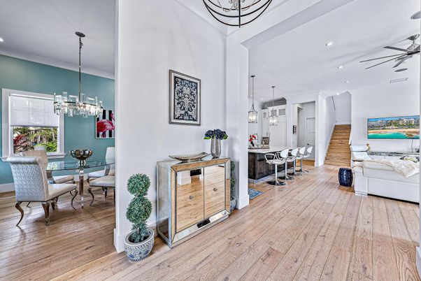 Chandelier, Dining room, Interior, Living room, Pendant Lights, Recessed Lighting, Wood Texture Flooring