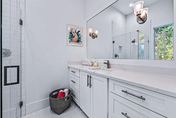 Bathroom, Interior, Recessed Lighting