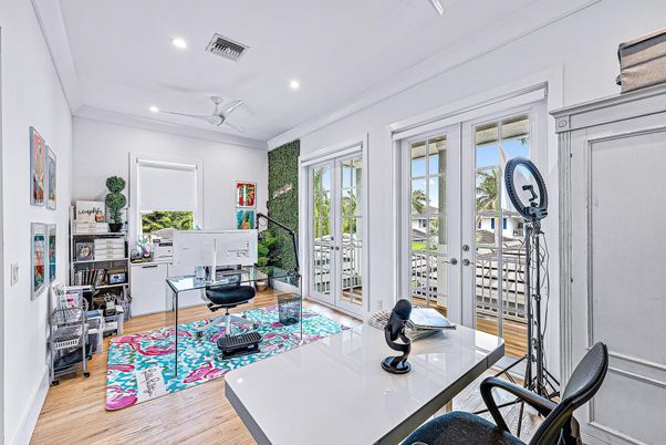 DE Listing image placeholder