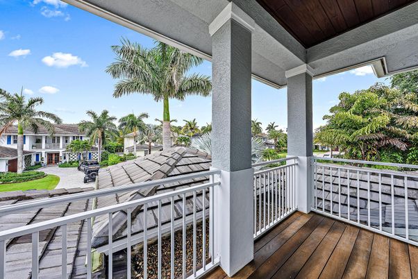 Exterior, Wood Texture Flooring