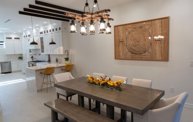 Dining room, Interior, Kitchen, Pendant Lights, Recessed Lighting, Stainless Steel Appliances