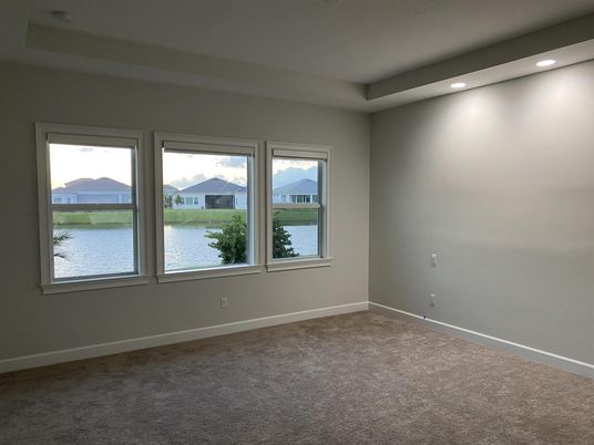 Empty room, Interior, Recessed Lighting