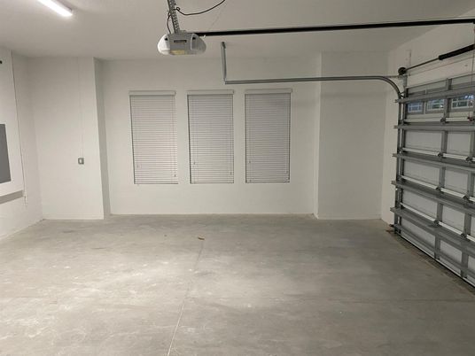 Garage, Interior, Recessed Lighting