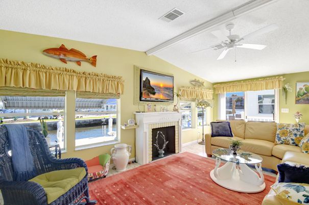 Fireplace, Interior, Living room, Water