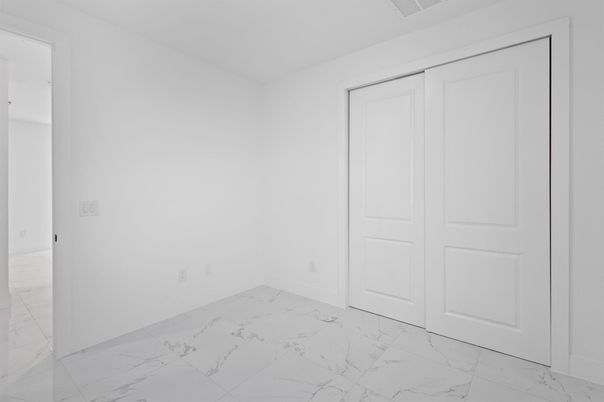 Empty room, Interior, Marble