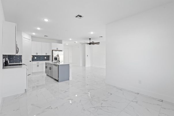 Interior, Kitchen, Marble, Recessed Lighting