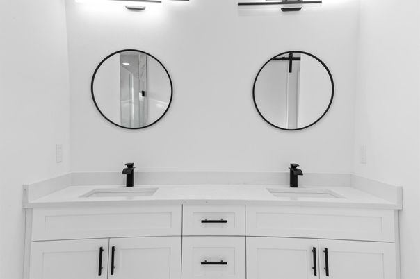 Bathroom, Dual Sink Vanities, Interior