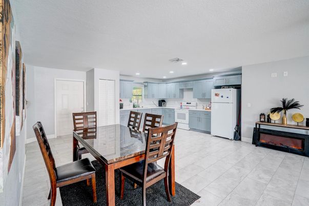Dining room, Fireplace, Interior, Kitchen, Recessed Lighting