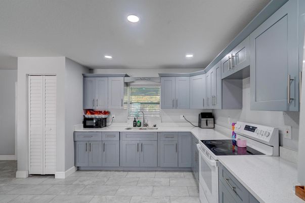 Interior, Kitchen, Recessed Lighting