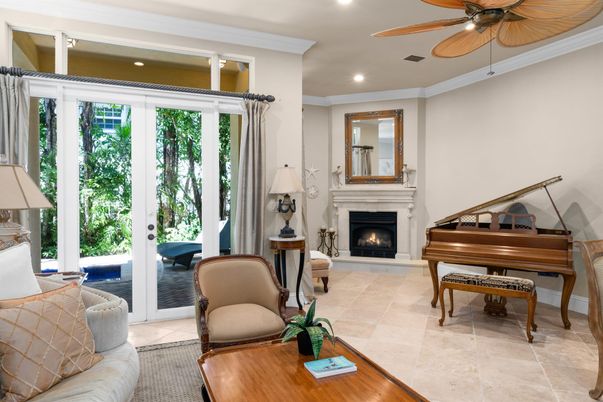 Fireplace, Interior, Living room, Piano, Recessed Lighting