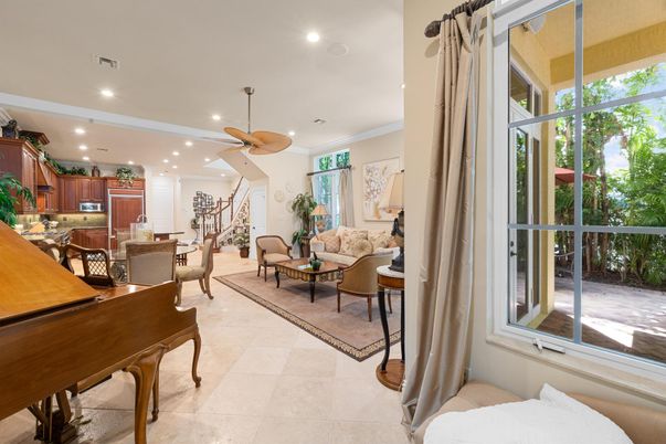 Dining room, Interior, Kitchen, Living room, Piano, Recessed Lighting