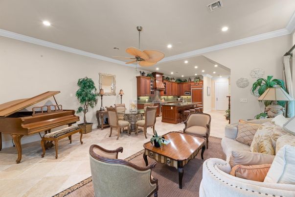 Dining room, Interior, Kitchen, Living room, Piano, Recessed Lighting