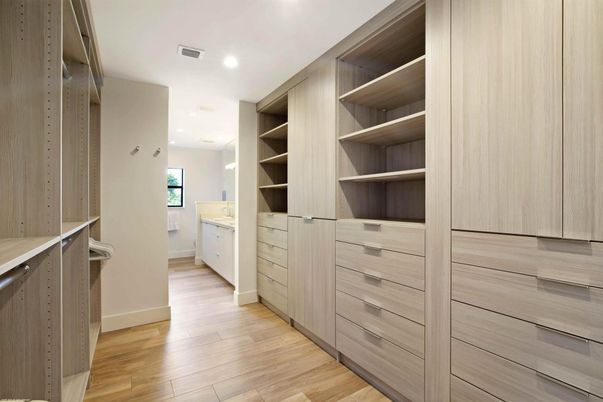 Interior, Recessed Lighting, Walk-in Closets, Wood Texture Flooring