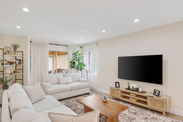 Interior, Living room, Recessed Lighting, Wood Texture Flooring