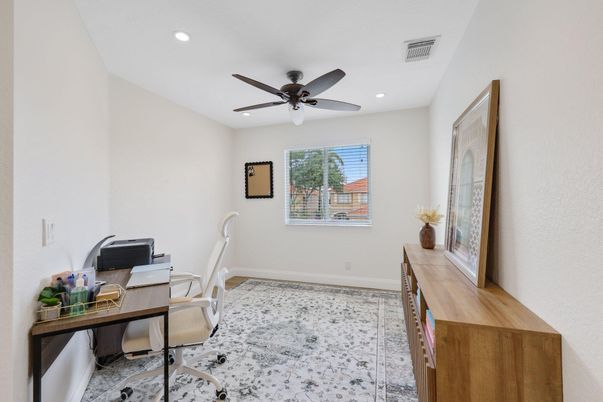 Home Office, Interior, Recessed Lighting