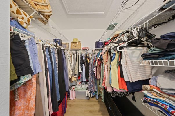 Interior, Walk-in Closets, Wood Texture Flooring