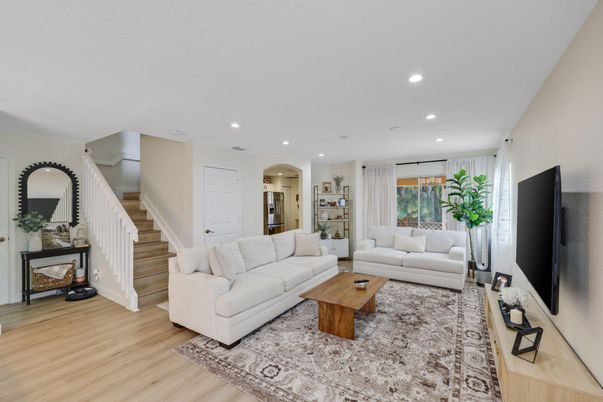 Interior, Living room, Recessed Lighting, Wood Texture Flooring