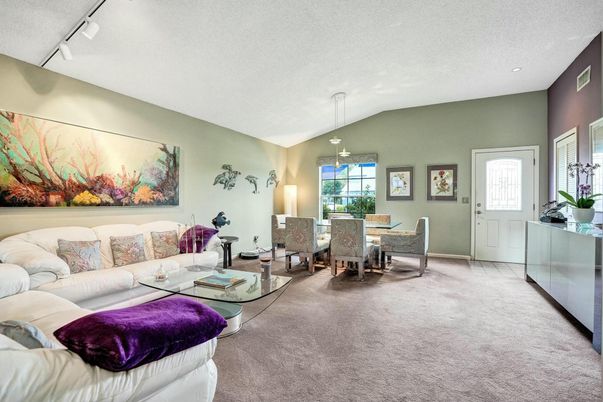 Dining room, Interior, Living room, Pendant Lights, Recessed Lighting