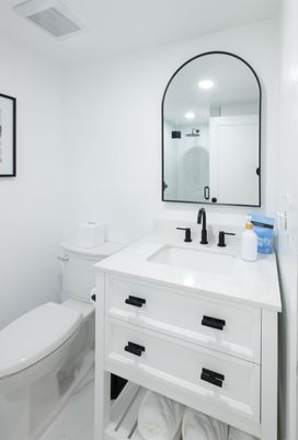 Bathroom, Interior, Recessed Lighting