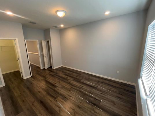 Empty room, Interior, Recessed Lighting, Wood Texture Flooring
