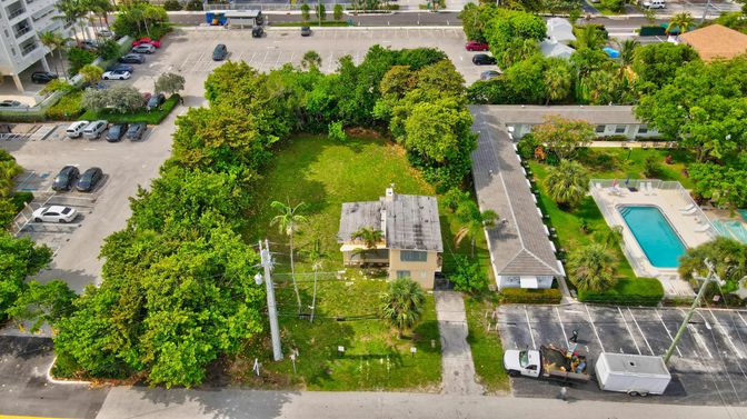 Exterior, Drone