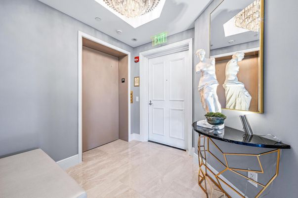 Chandelier, Elevator, Interior, Recessed Lighting