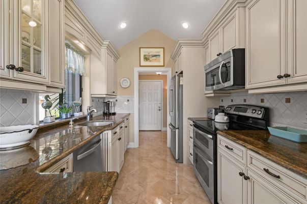 Interior, Kitchen, Recessed Lighting