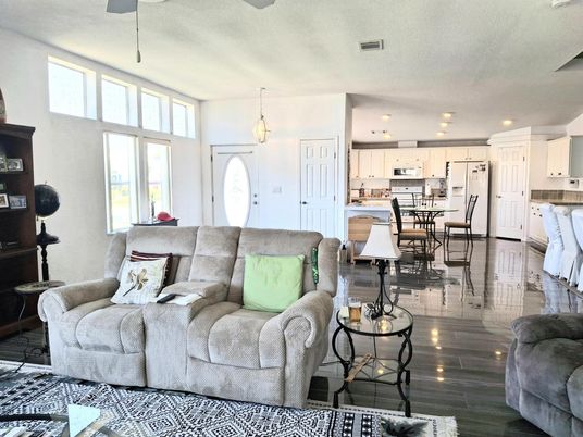 Dining room, Interior, Kitchen, Living room, Pendant Lights, Recessed Lighting, Stainless Steel Appliances