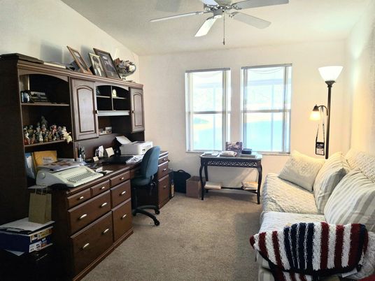 Home Office, Interior